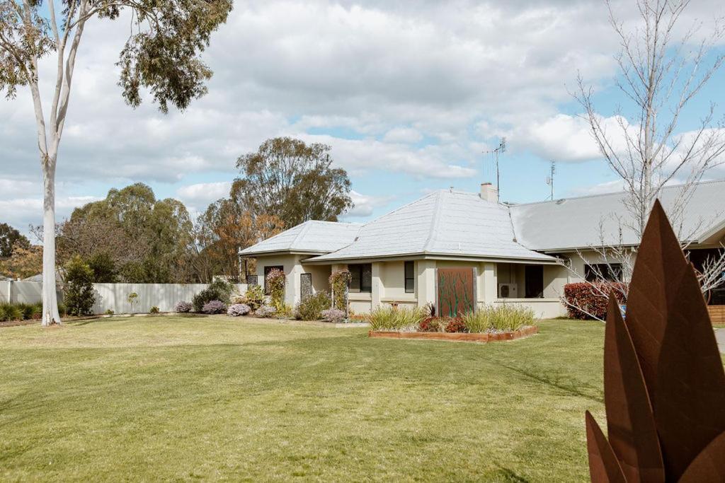 Tindarra Resort Moama Exterior foto
