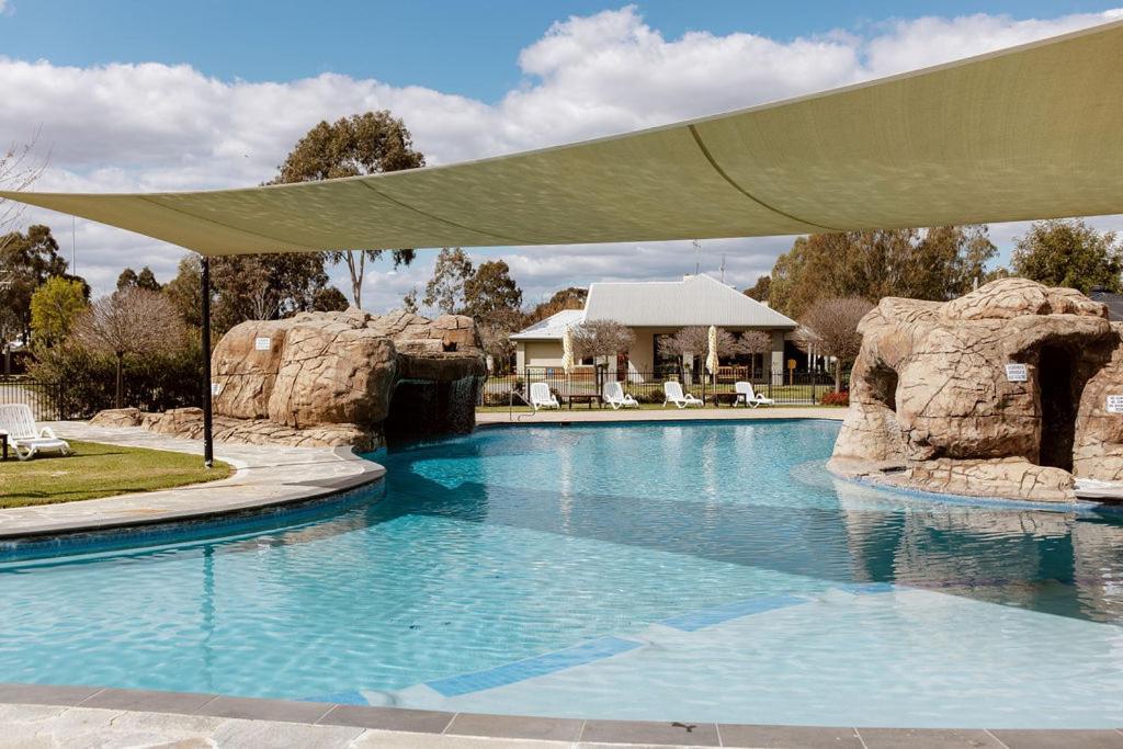 Tindarra Resort Moama Exterior foto